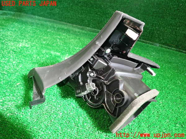 1UPJ-9231197528]レジェンド ハイブリッド(KC2)エアコン吹き出し口3 中古_4