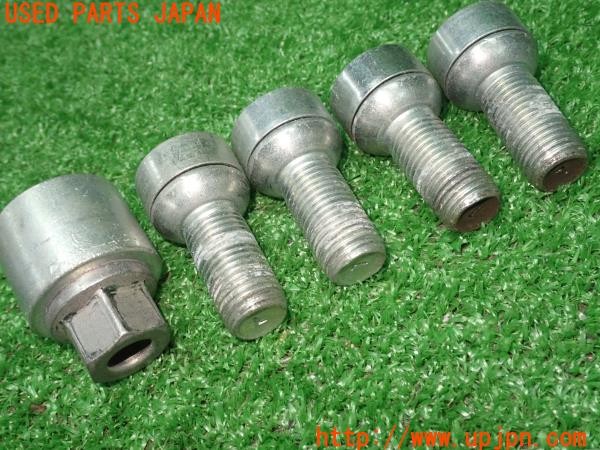 3UPJ=9231200968]VW ゴルフ ヴァリアント(CDDXDV)ホイールロックナット M14×P1.5 中古_3