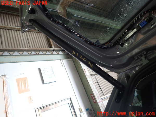 1UPJ-9231201584]VW ゴルフ ヴァリアント(CDDXDV)リアゲートダンパー 中古_2