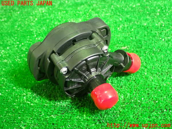 1UPJ-9231202110]VW ゴルフ ヴァリアント(CDDXDV)ウォーターポンプ 中古_3