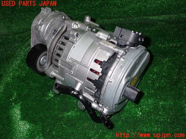 1UPJ-9231206015]VW ゴルフ ヴァリアント(CDDXDV)オルタネーター(ダイナモ) 中古_3