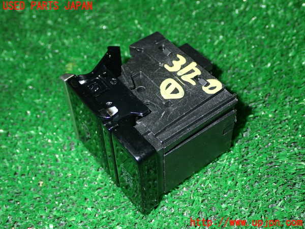 1UPJ-9231206306]VW ゴルフ ヴァリアント(CDDXDV)スイッチ1(電動パーキング オートホールド) 中古_2