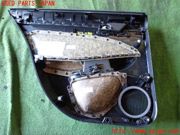 1UPJ-9231201294]VW ゴルフ ヴァリアント(CDDXDV)右後ドア内張り 中古_5