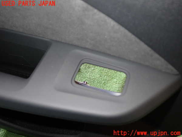1UPJ-9231201324]VW ゴルフ ヴァリアント(CDDXDV)左後ドア内張り 中古_3