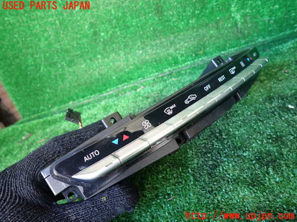 1UPJ-9231216066]ベンツ S ハイブリッド W221(221095)エアコンスイッチ1 中古_2
