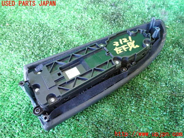 1UPJ-9231216245]ベンツ S ハイブリッド W221(221095)左前パワーウィンドウスイッチ 中古_2