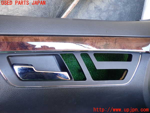 1UPJ-9231211264]ベンツ S ハイブリッド W221(221095)左前ドア内張り 中古_2
