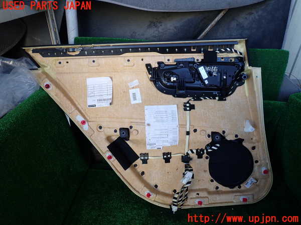 1UPJ-9231211294]ベンツ S ハイブリッド W221(221095)右後ドア内張り 中古_4