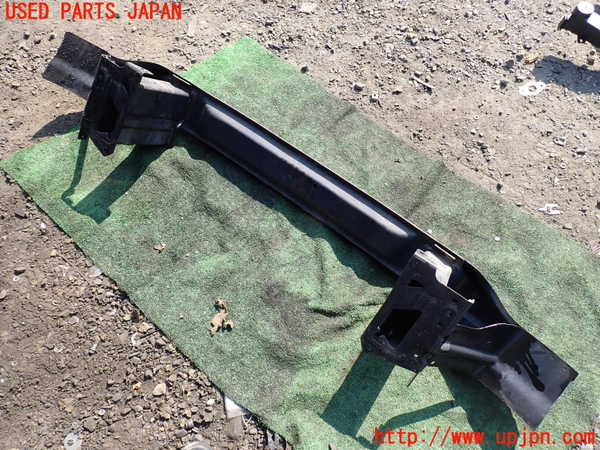 1UPJ-9231221014]ベンツ V350 W639(639350)フロントバンパーホースメント 中古_3