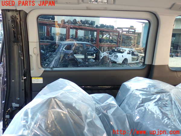 1UPJ-9231221290]ベンツ V350 W639(639350)右後ドア 中古 SAINT-GOBAIN SEKURIT M93 43R-004536_4