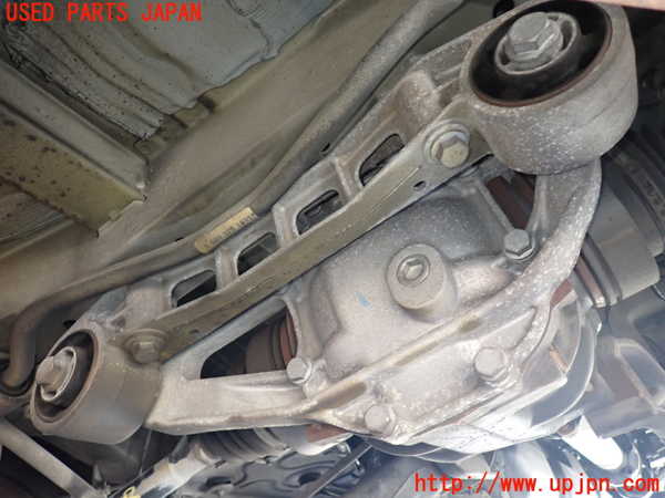 1UPJ-9231224355]ベンツ V350 W639(639350)リアデフ 中古_2