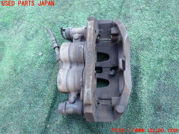 1UPJ-9231224085]ベンツ V350 W639(639350)左フロントキャリパー 中古_2