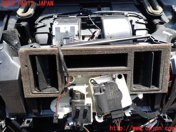 1UPJ-9231226081]ベンツ V350 W639(639350)エバポレーター1 中古_2