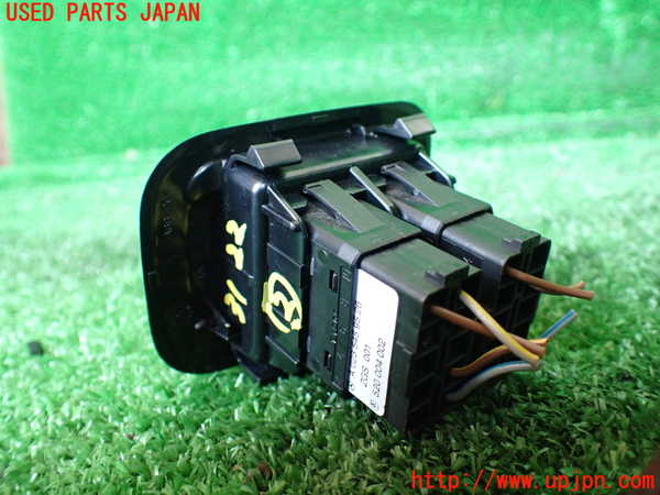 1UPJ-9231226307]ベンツ V350 W639(639350)スイッチ2(車高調整) 中古_2