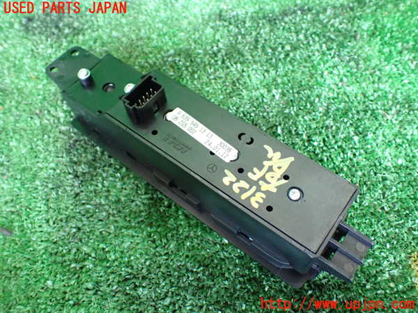 1UPJ-9231226240]ベンツ V350 W639(639350)右前パワーウィンドウスイッチ 中古_2