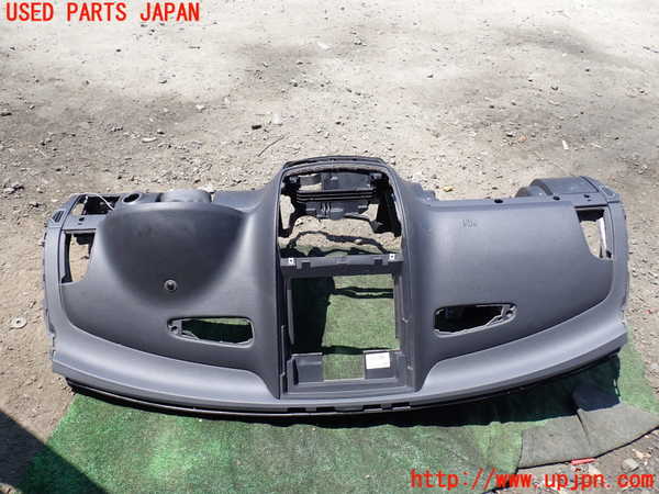 1UPJ-9231227505]ベンツ V350 W639(639350)ダッシュボード 中古_4