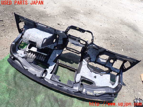 1UPJ-9231227505]ベンツ V350 W639(639350)ダッシュボード 中古_5