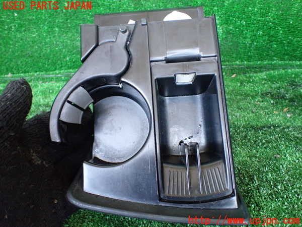 1UPJ-9231227821]ベンツ V350 W639(639350)灰皿1 中古_2