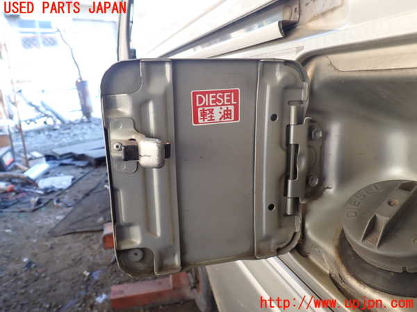 1UPJ-9231231690]ハイエースワゴン100系(KZH100G)フューエルリッド 中古_2