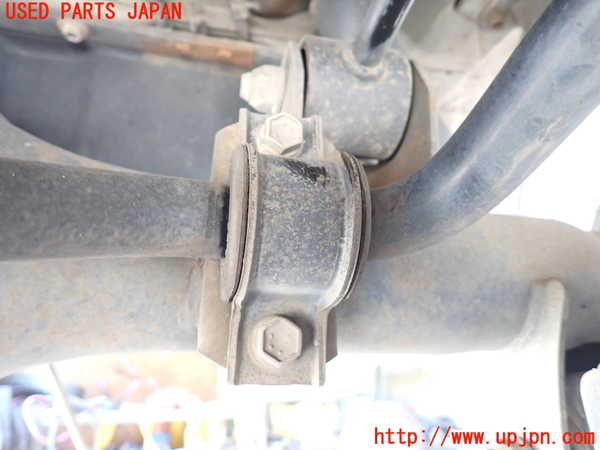 1UPJ-9231235445]ハイエースワゴン100系(KZH100G)リアスタビライザー 中古_3
