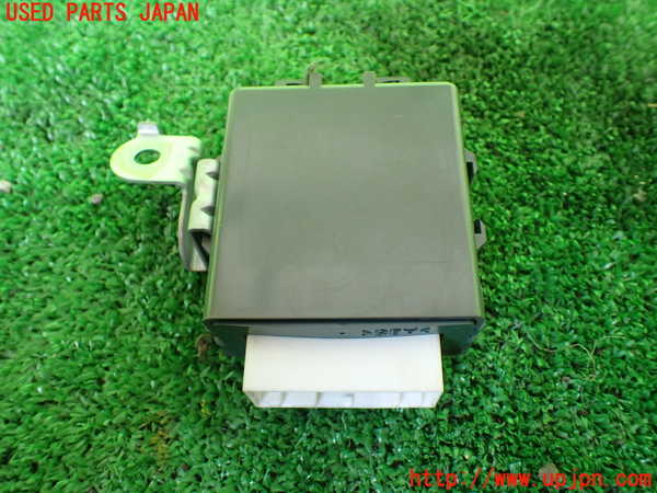 1UPJ-9231236146]ハイエースワゴン100系(KZH100G)コンピューター1 (ドア) 中古_3