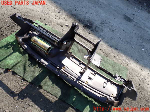 1UPJ-9231237505]ハイエースワゴン100系(KZH100G)ダッシュボード 中古_5