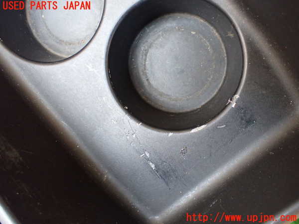 1UPJ-9231237810]ハイエースワゴン100系(KZH100G)ドリンクホルダー 中古_3