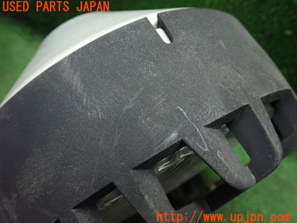 3UPJ=9231240558]いすゞ ビッグホーン(UBS73GW)中期 IPF フォグランプ① 中古_3