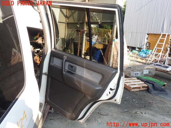 1UPJ-9231241290]ビッグホーン(UBS73GW)右後ドア M2L4 中古_4