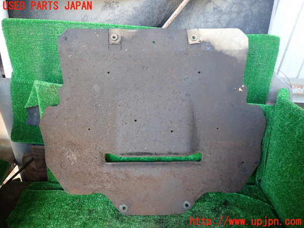 1UPJ-9231242170]ビッグホーン(UBS73GW)エンジンアンダーカバー 中古_2