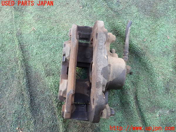 1UPJ-9231244080]ビッグホーン(UBS73GW)右フロントキャリパー 中古_2