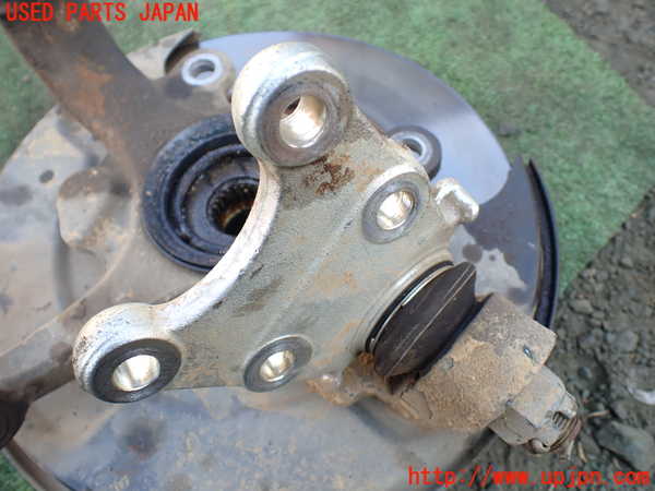 1UPJ-9231244290]ビッグホーン(UBS73GW)右フロントナックルハブ 中古_3