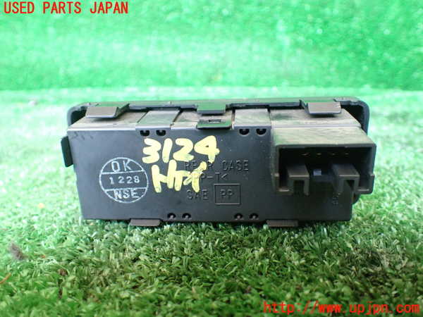 1UPJ-9231247850]ビッグホーン(UBS73GW)時計 中古_3