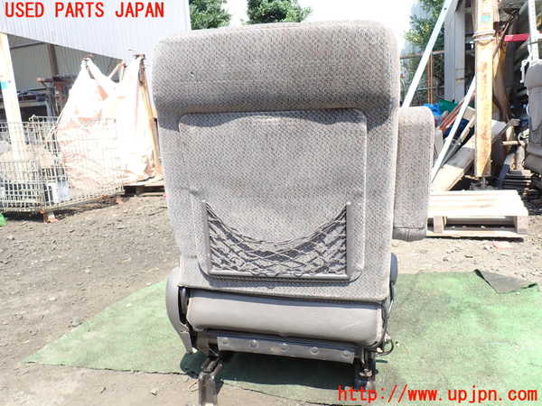 1UPJ-9231247065]ビッグホーン(UBS73GW)助手席シート 中古_5