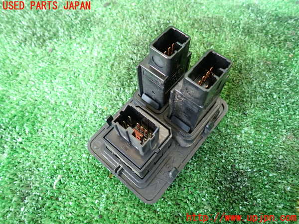 1UPJ-9231246280]ビッグホーン(UBS73GW)ミラースイッチ 中古_2