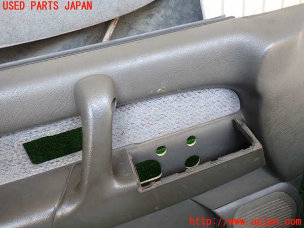1UPJ-9231241264]ビッグホーン(UBS73GW)左前ドア内張り 中古_2