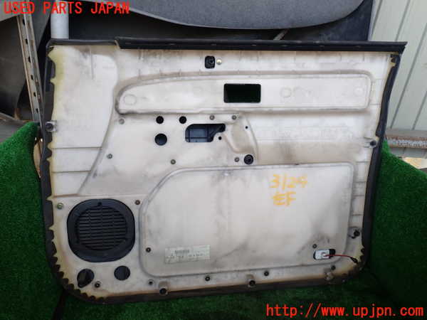 1UPJ-9231241264]ビッグホーン(UBS73GW)左前ドア内張り 中古_4