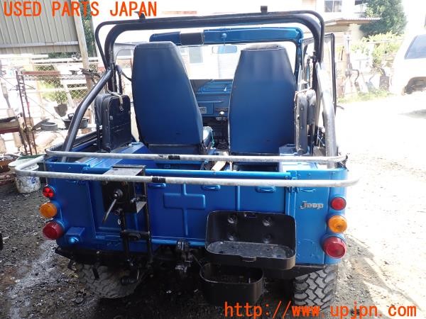 3UPJ=9231250029]三菱ジープ(J58)純正? スペアタイヤキャリア ブラケット 中古_5