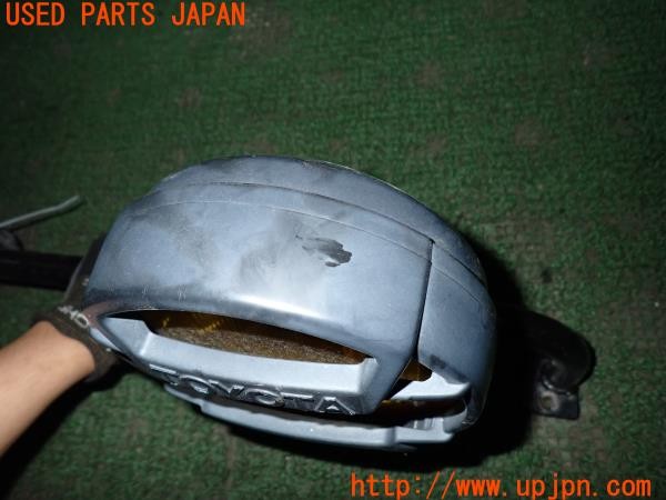 3UPJ=9231250558]三菱ジープ(J58)KOITO 114-76339 フォグランプ ステー・TOYOTAランプカバー付き 中古_3