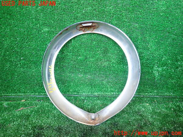1UPJ-9231251142]三菱ジープ(J58)左ヘッドライトリム ジャンク部品取り_3