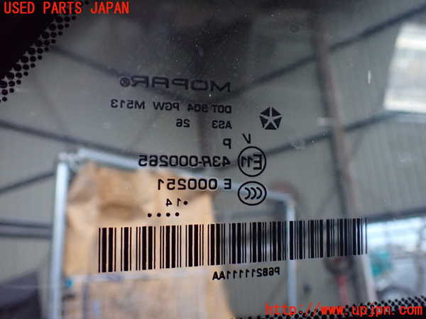 1UPJ-9231261382]ジープ・グランドチェロキー(WK36T)左クォーターガラス M513 中古_3