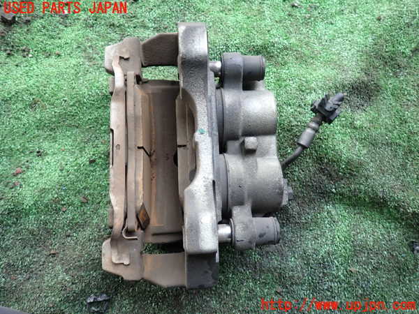1UPJ-9231264080]ジープ・グランドチェロキー(WK36T)右フロントキャリパー 中古_2