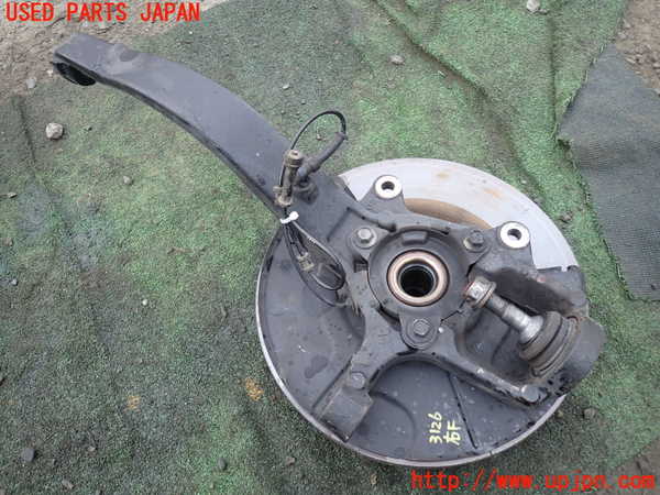 1UPJ-9231264290]ジープ・グランドチェロキー(WK36T)右フロントナックルハブ 中古_2