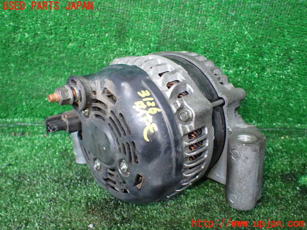 1UPJ-9231266015]ジープ・グランドチェロキー(WK36T)オルタネーター(ダイナモ) 中古_2