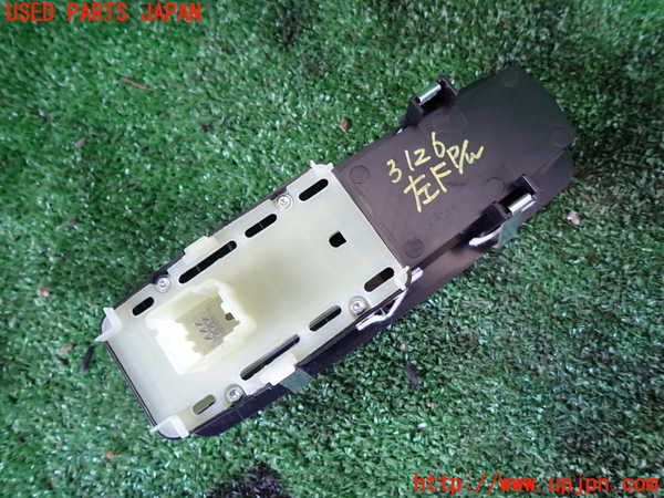 1UPJ-9231266245]ジープ・グランドチェロキー(WK36T)左前パワーウィンドウスイッチ 中古_2