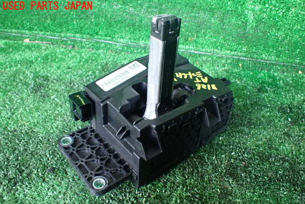 1UPJ-9231267555]ジープ・グランドチェロキー(WK36T)ATシフトレバー 中古_2