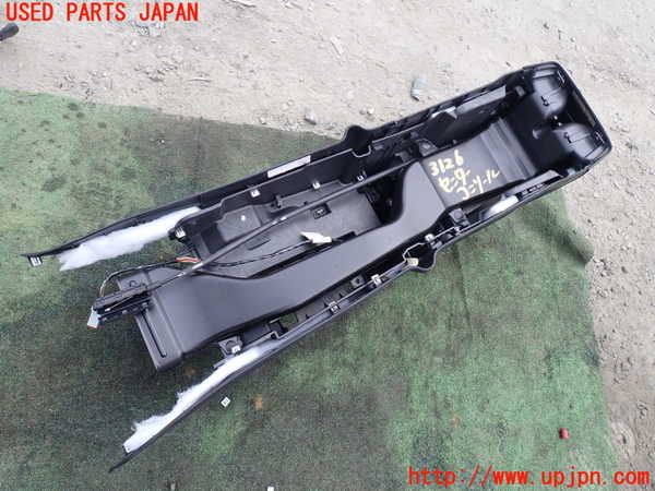 1UPJ-9231267540]ジープ・グランドチェロキー(WK36T)センターコンソール 中古_4