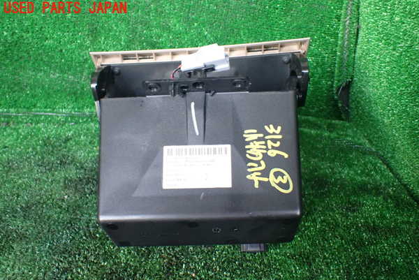 1UPJ-9231267843]ジープ・グランドチェロキー(WK36T)小物入れ3 中古_4