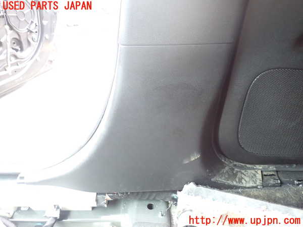 1UPJ-9231267665]ジープ・グランドチェロキー(WK36T)右センターピラートリム 中古_3
