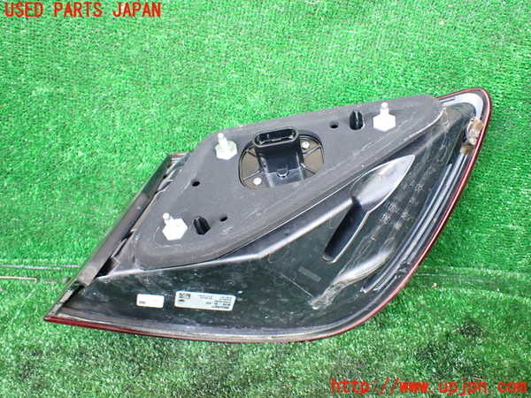 1UPJ-9231271536]マセラティ・クアトロポルテ(MQP30A)左テールランプ 中古_2